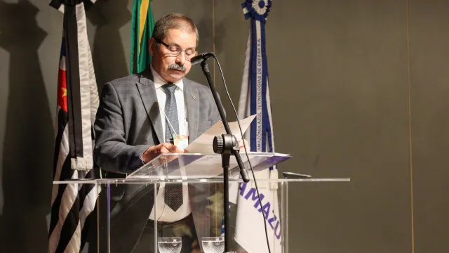 Diretor-presidente da AMAZUL, Newton de Almeida Costa Neto
